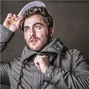 آهنگ آرش AP به نام غوغا میکنم